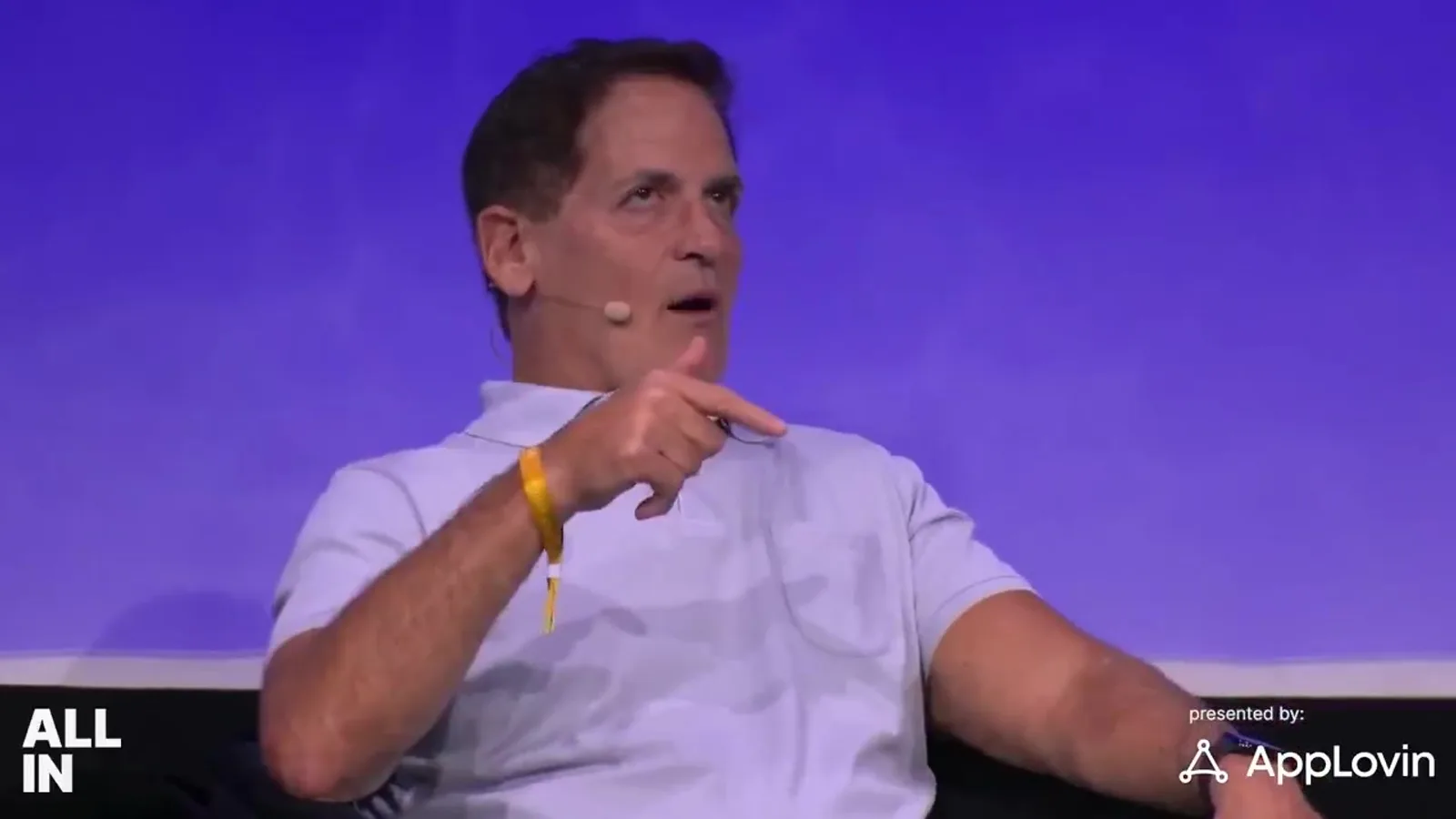 Mark Cuban prédit l'effondrement du boom des data centers IA : les hyperscalers s'endettent sur 50 ans pour une infrastructure qui pourrait devenir obsolète
