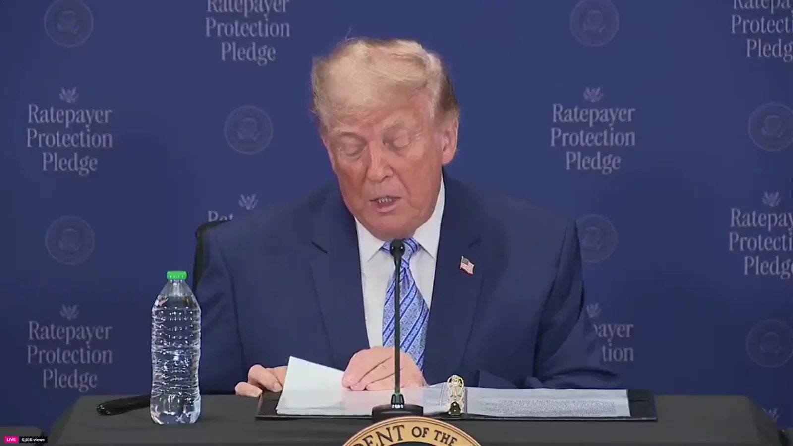 Trump affirme que les États-Unis mènent la Chine en IA et en crypto, avec 19 200 milliards de dollars d'investissements en 12 mois