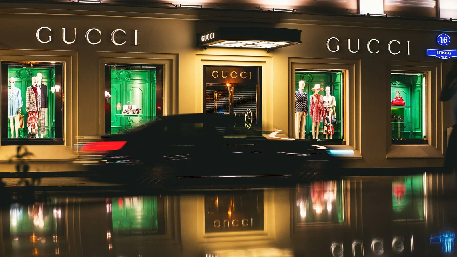 Kering bondit de 15% en séance après des résultats Gucci au-dessus du consensus, mais l'action dépasse déjà l'objectif des analystes