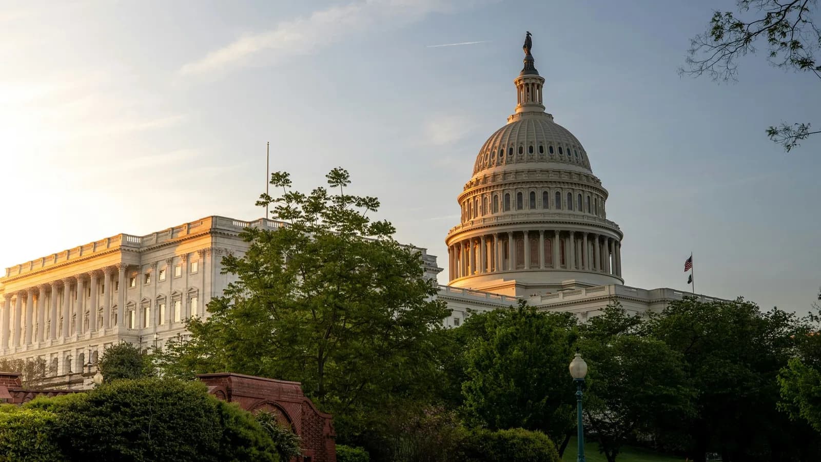 Washington envisage de promouvoir les stablecoins en dollars à l'étranger pour soutenir la demande de dette publique américaine