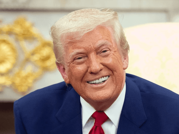 Trêve USA-Iran : Bitcoin dépasse 72 000$, le pétrole chute de 20%