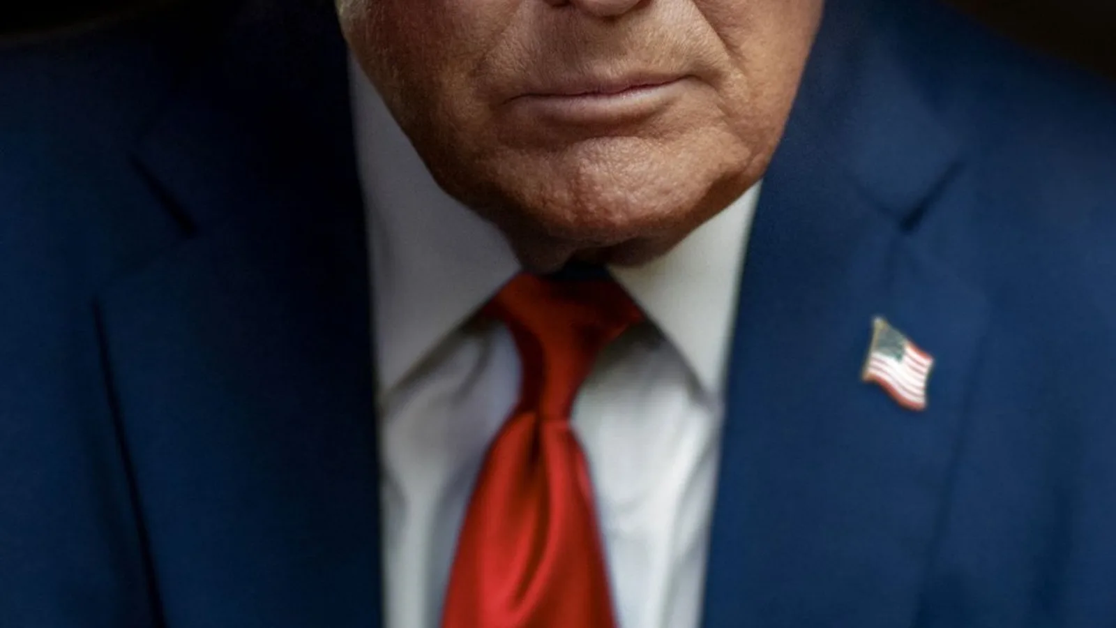 Trump défend la crypto sur Truth Social pendant que le marché s'effondre