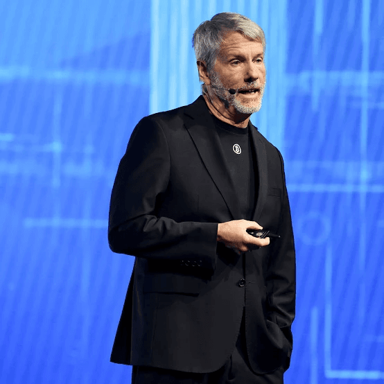 Saylor vend du Bitcoin pour la première fois depuis 2022 : doctrine brisée