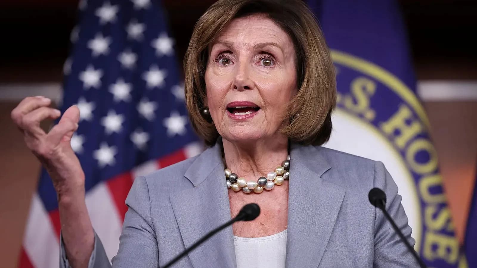 Pelosi déclare jusqu'à 6 millions de dollars d'options sur Intel et Uber