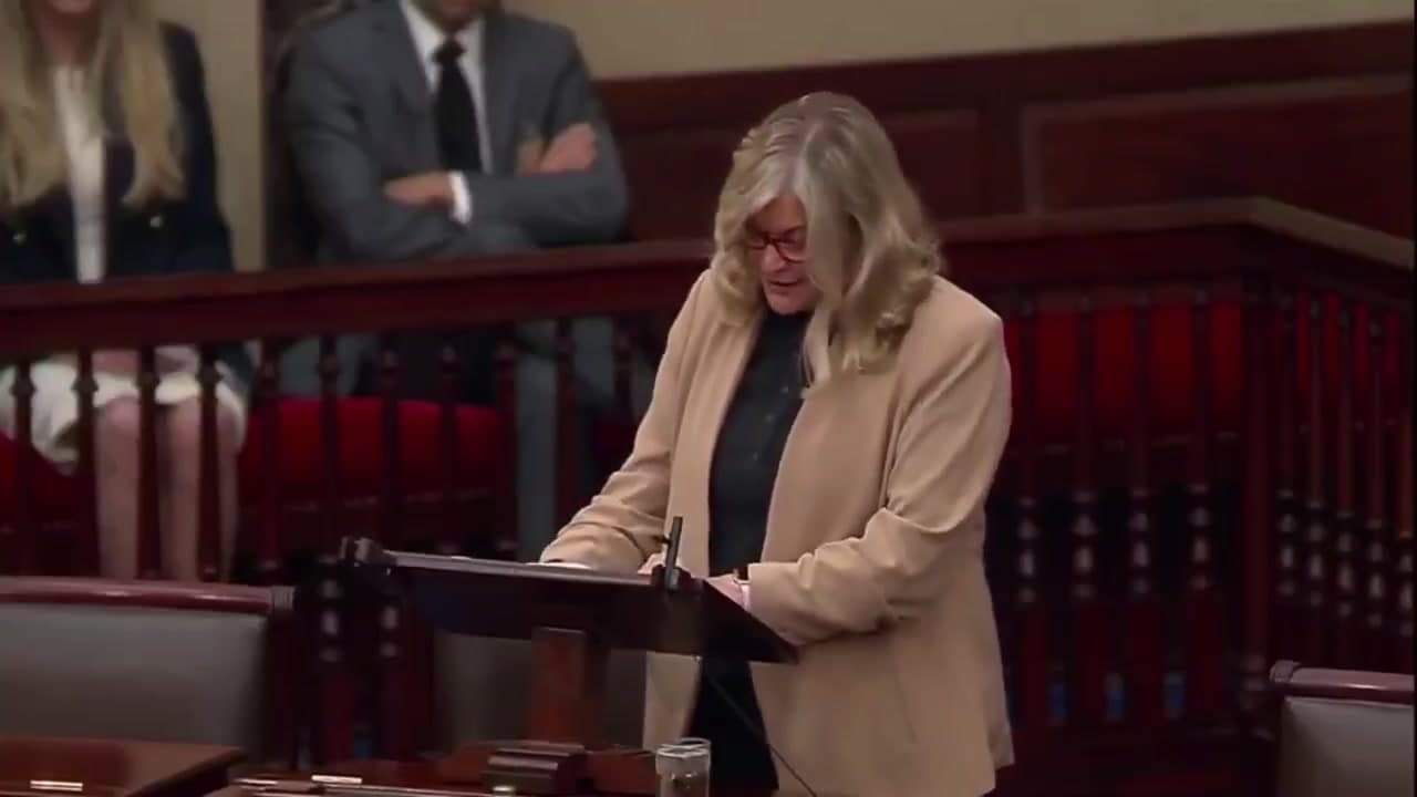 CLARITY Act : Cynthia Lummis accuse ses collègues de bloquer la loi crypto américaine sous couvert de perfectionnisme