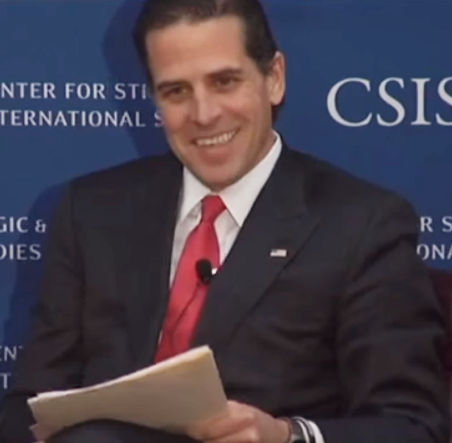 Hunter Biden dévoile la tokenomics complète de LAPTOP, son memecoin lancé sur Base avec une allocation en 5 tranches